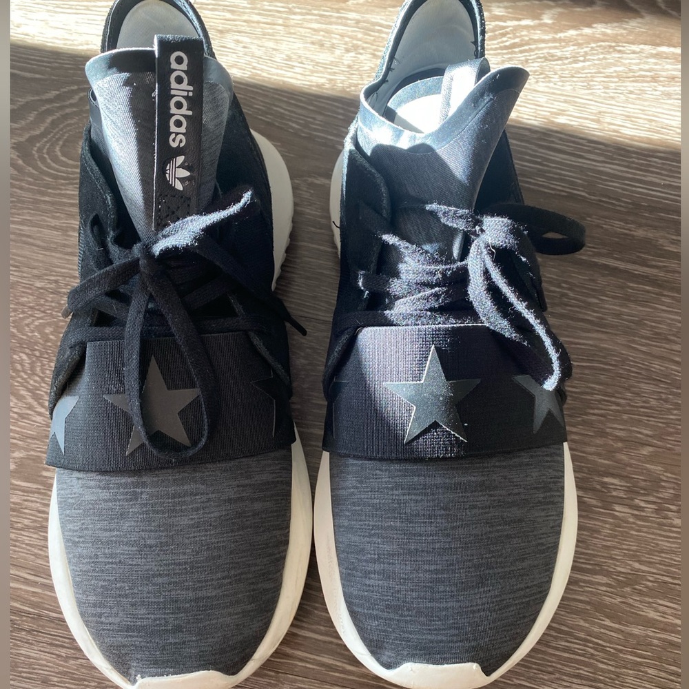 Rita Ora Adidas Tubular Defiant